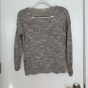 Grey knit pullover